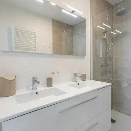 Lecomte - Prime 51 アパート オステンド